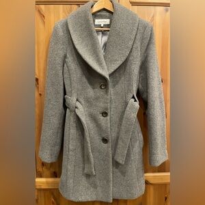 Calvin Klein women’s 8 Gray Wool Blend button up Pea Coat jacket
